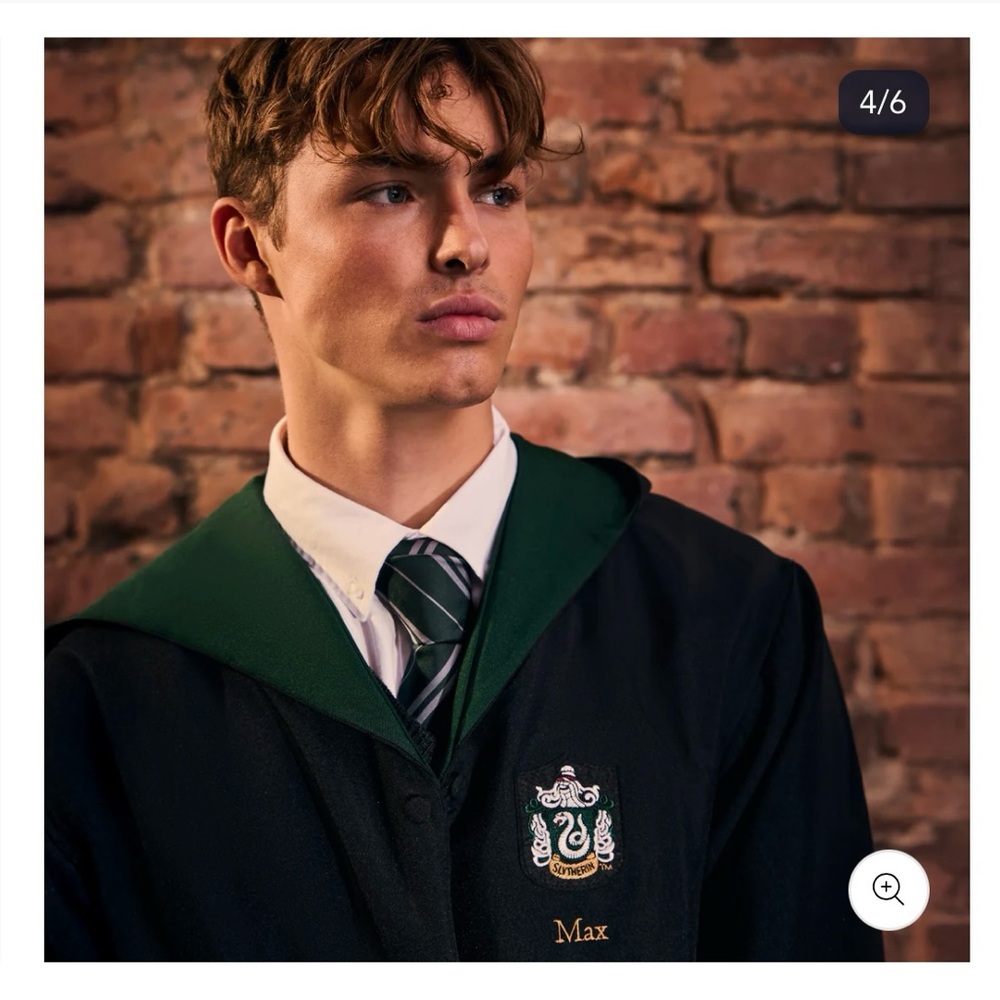 Universal Studios Slytherin Harry Potter Robe XS - Picture 7 of 9